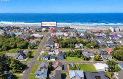 177 S DOLPHIN St, RockawayBeach, OR 97136