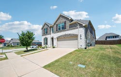 2801 RYDER Lane, Aubrey, TX 76227