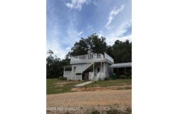 2009 Summit Holmesville Road, McComb, MS 39648