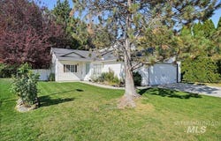 1622 Crest Ave., Caldwell, ID 83605