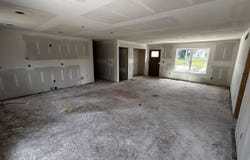 1221 PARKVIEW Drive, Eureka, IL 61530