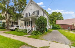 2 College St, Canton, NY 13617
