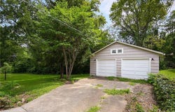 3605 S Norwood Avenue, Independence, MO 64052