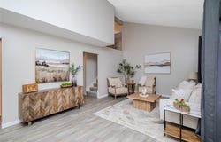 10066 NW 100th Place, Clive, IA 50325