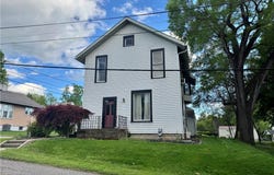 1409 Spring Street, Coshocton, OH 43812