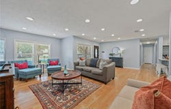 4004 Tanglewood Drive, Bryan, TX 77802
