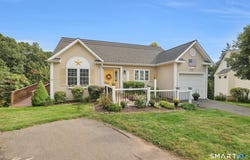 17 Ginger Circle, Portland, CT 06480