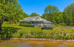 1003 Pete Mccoy Rd, Franklin, NC 28734