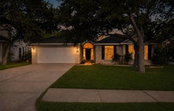13212 HUMPHREY Dr, Austin, TX 78729