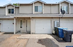 905 Charter (-915) Pl NE, Salem, OR 97301