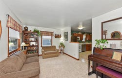 1523 E Tripoli Ave, Milwaukee, WI 53207