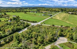 89 Superstitious Drive, Athens, NY 12015