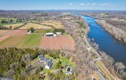 2 CEDAR Lane, ERWINNA, PA 18920