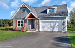 124 Schuurman Road, Castleton, NY 12033