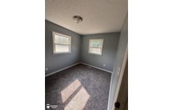 1241 Knickerbocker Avenue, Flint, MI 48505