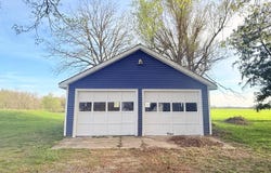 2249 E Montgomery Road, Hillsdale, MI 49242