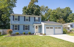 5812 Marine Parkway, Mentor on the Lake, OH 44060