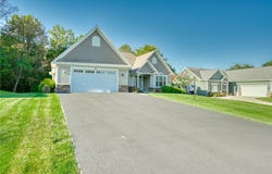 27 Waterworks Lane, Fairport, NY 14450