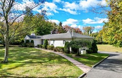 24 Hemlock Drive, Great Neck, NY 11024