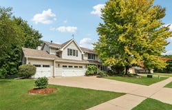 12851 Walnut Ridge Drive, Clive, IA 50325