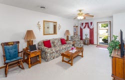 15 Riverview Dr, Shelby, OH 44875