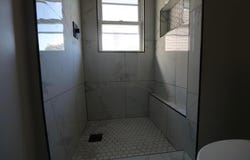 1074 E 15th Avenue, Columbus, OH 43211