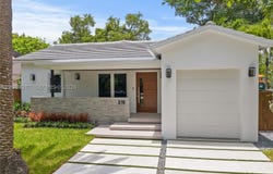 270 SW 29th Rd, Miami, FL 33129