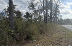 Clem Rd, Prentiss, MS 39474
