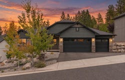 213 E Sapphire Ln, Spokane, WA 99208
