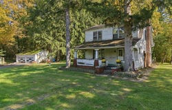 696 Springtown Road, Tillson, NY 12486