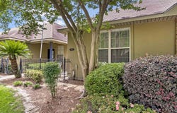 2932 Magazine Dr, Baton Rouge, LA 70816