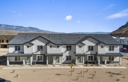 2207 S Tower Bridge DR, Washington, UT 84780