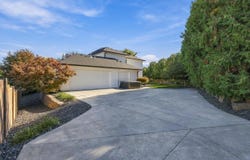 601 Queensgate Dr, Richland, WA 99352