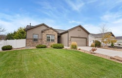7013 Loudon St, Wellington, CO 80549