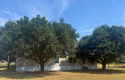 373 Wildbird Lane, Axtell, TX 76624