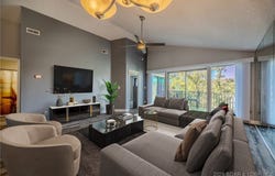98 Jonathan Drive, Lake Ozark, MO 65049