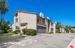 19547 Rinaldi St, Porter Ranch, CA 91326