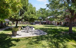 2219 E CARRIAGE Ln S, Holladay, UT 84117