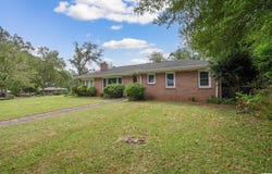 1628 29TH AVENUE, HUEYTOWN, AL 35023