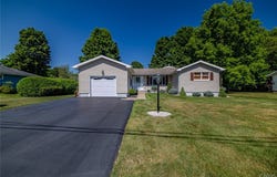 8 Grago Boulevard, Canastota, NY 13032