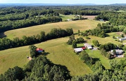 1075 Atkins Lane, Pinnacle, NC 27043