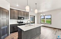 916 S Tinley Ave, Brandon, SD 57005