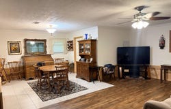 935 Travis, Vidor, TX 77662