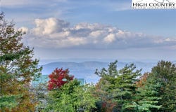 101 Courtside Lane, Beech Mountain, NC 28604