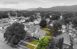 419 E Broadway Street, Winona, MN 55987