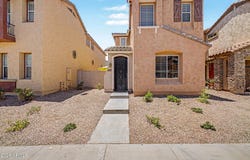 1944 N 77TH Glen, Phoenix, AZ 85035