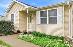 616 French St., Carson, IA 51525