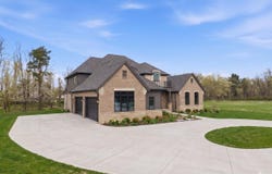 1055 E Avon Road, Rochester Hills, MI 48307-2400