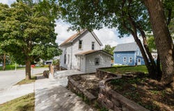 801 E Main St, Waukesha, WI 53186