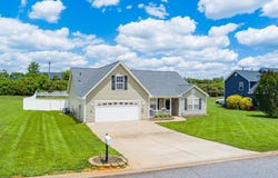 315 Shadowfield Acres Drive, Duncan, SC 29334